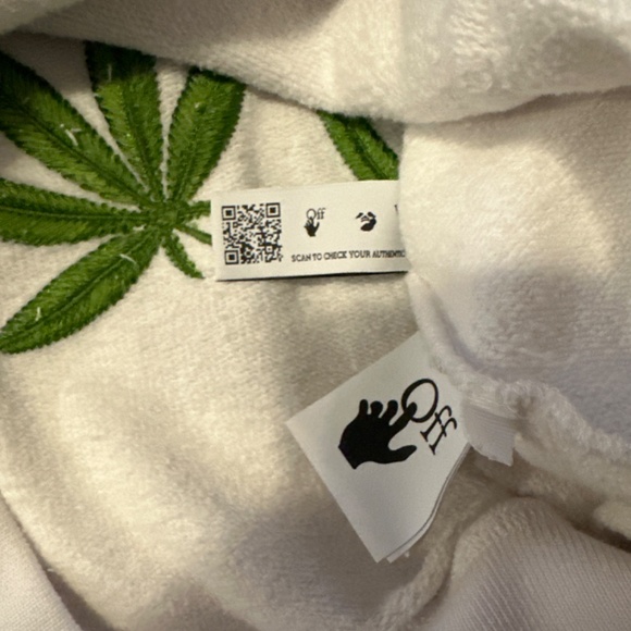 Weed off white hoodie size M - Picture 3 of 4